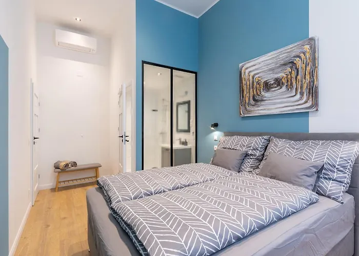 Izabella66 Apartment