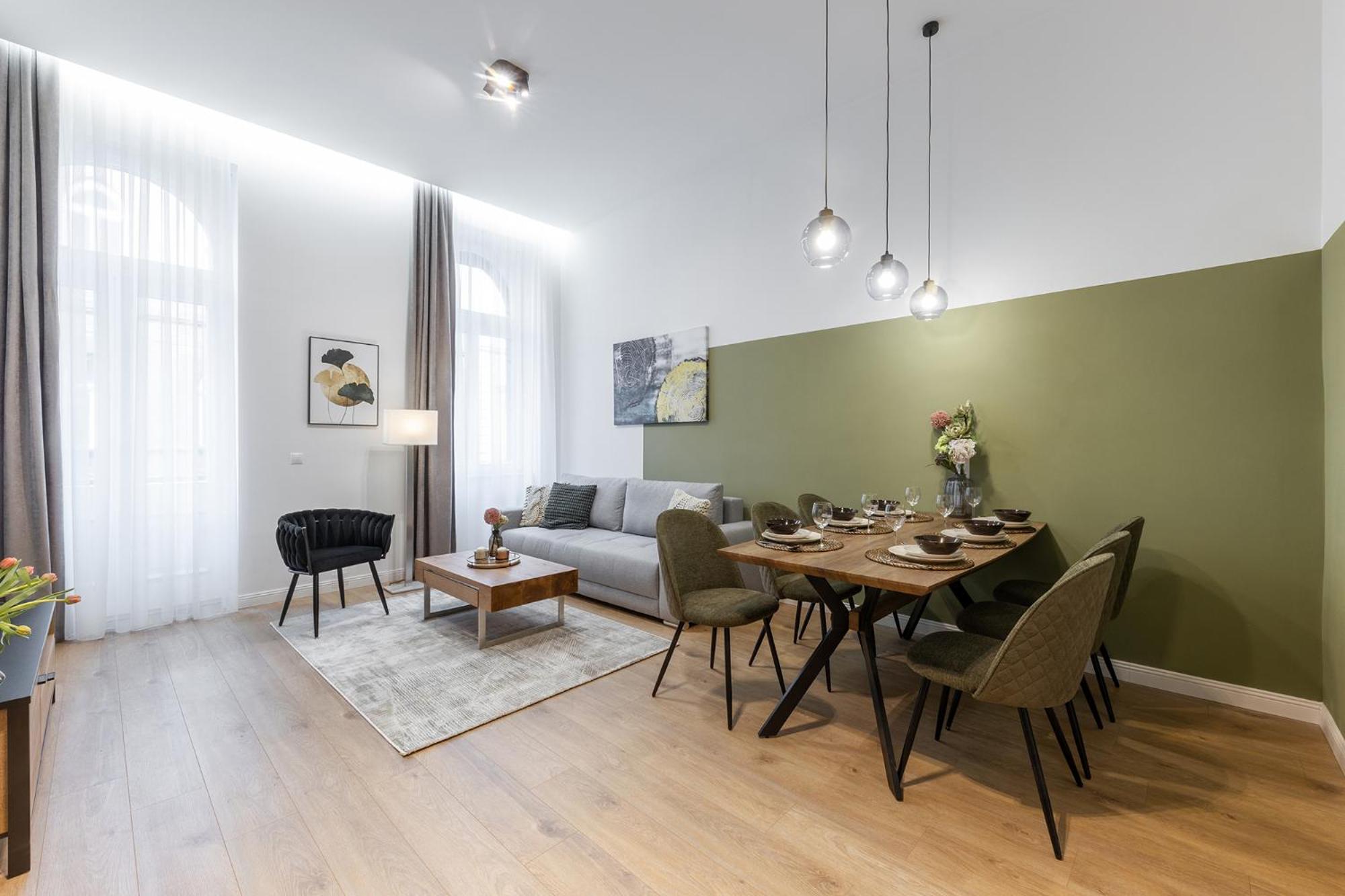 Izabella66 * Budapest